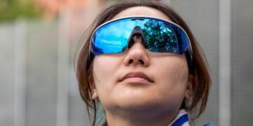 These Oakley smart glasses are perfect for weekend warriors and T-ball coaches